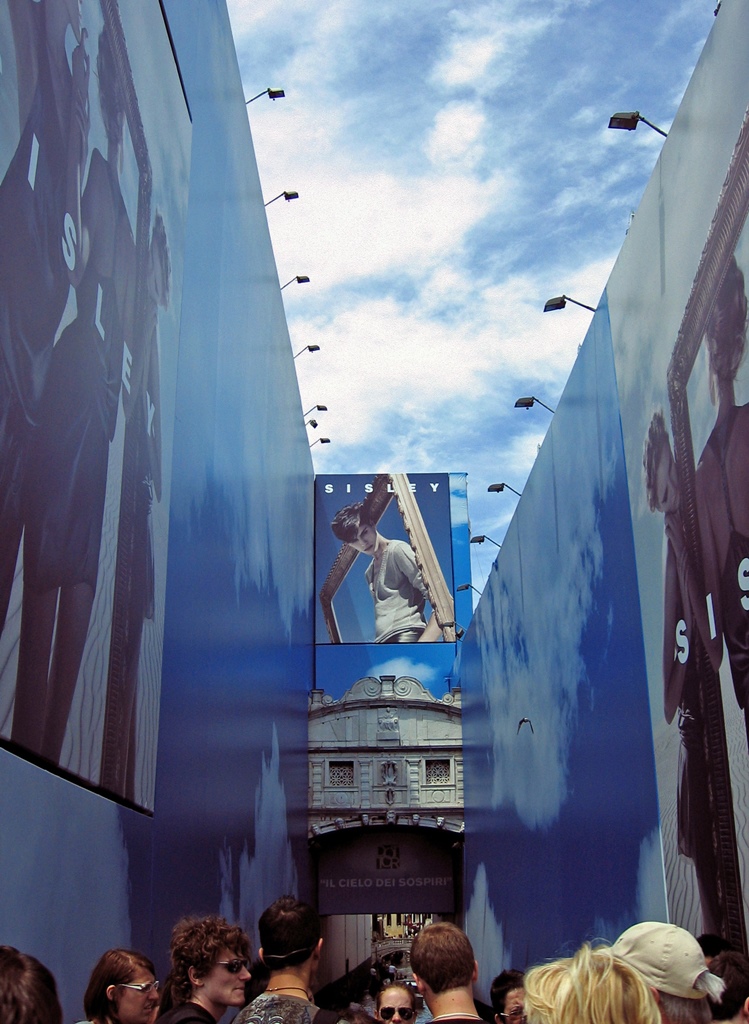 Bridge of Sighs and Advertising